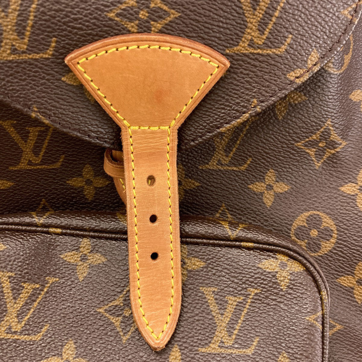 LOUIS VUITTON M51136 Montsourismedium Backpack Â· Daypack Monogram canvas Ladies [Used]