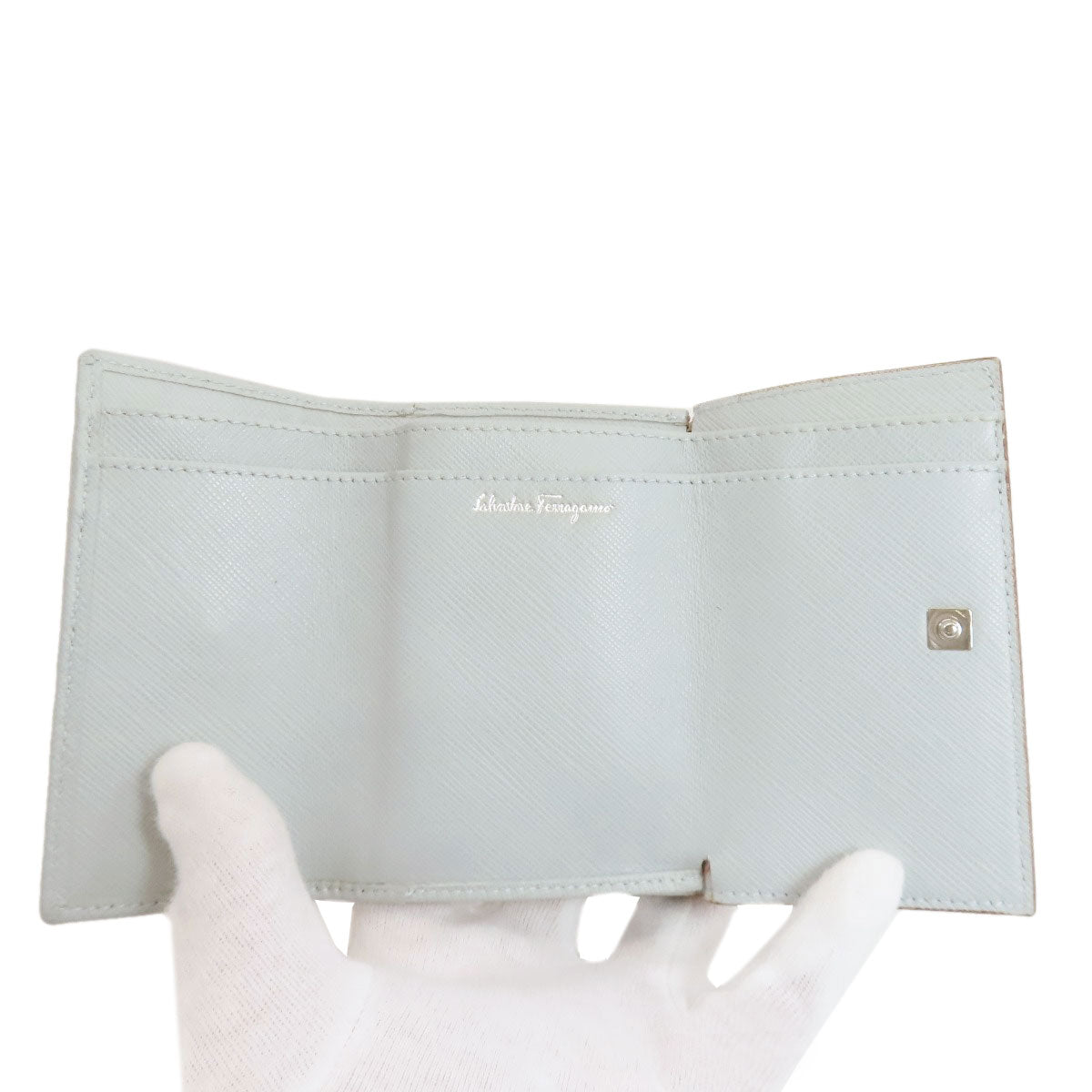 Salvatore Ferragamo GanciniHardware Bifold Wallet with Coin Pocket Leather Ladies [Used]