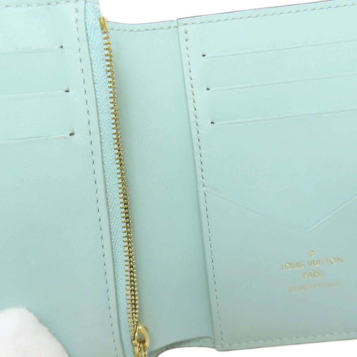 LOUIS VUITTON M82198 Vertical Wallet Compact Bifold Wallet with Coin Pocket Taurillon Clemence Ladies [Used]