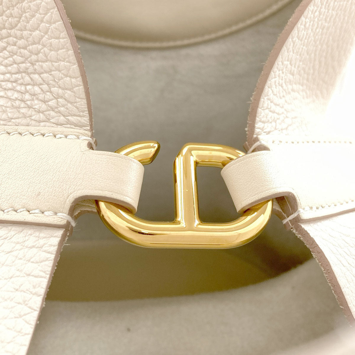 HERMES In the Loop 18 Gold Hardware Handbag Taurillon Clemence Ladies [Used]