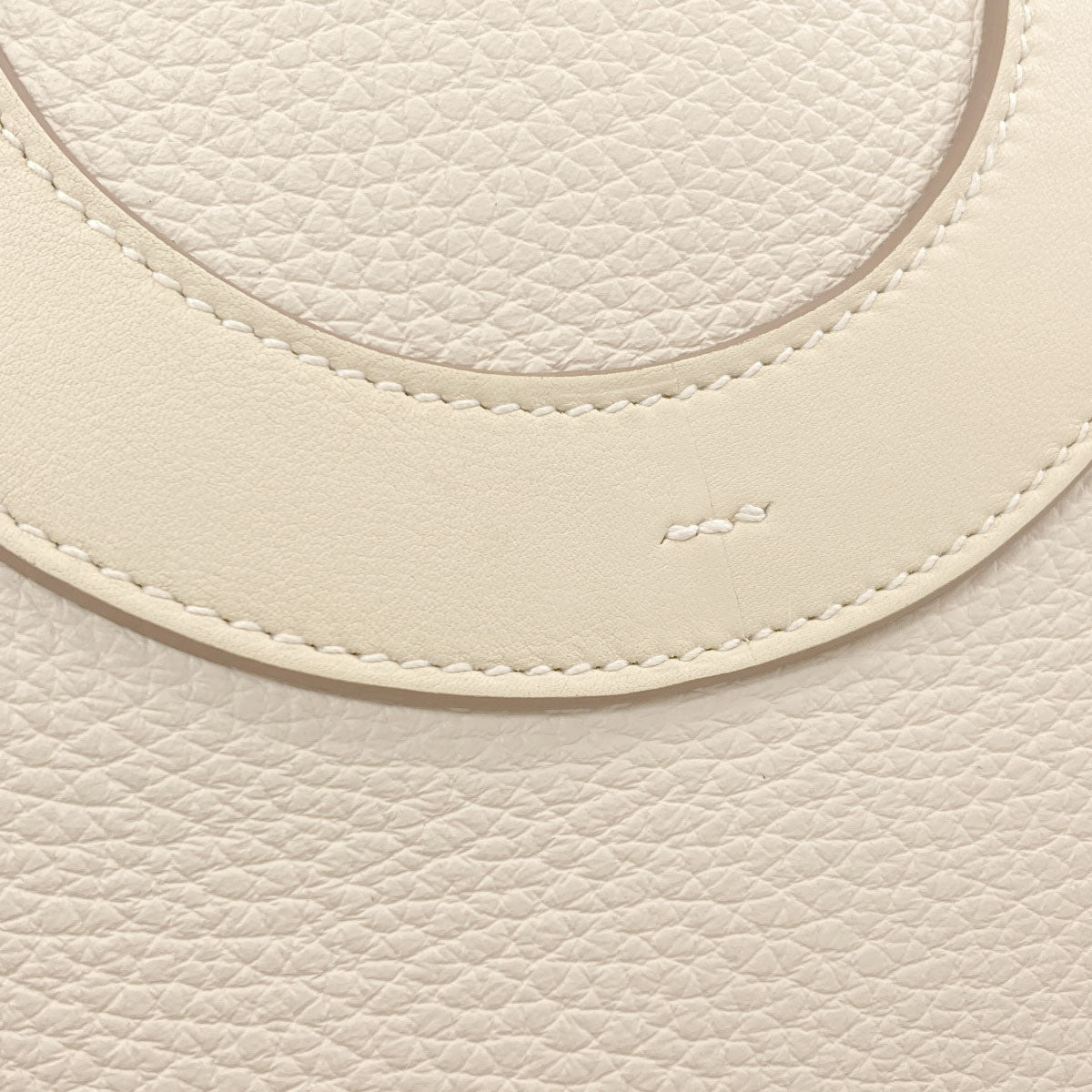 HERMES In the Loop 18 Gold Hardware Handbag Taurillon Clemence Ladies [Used]