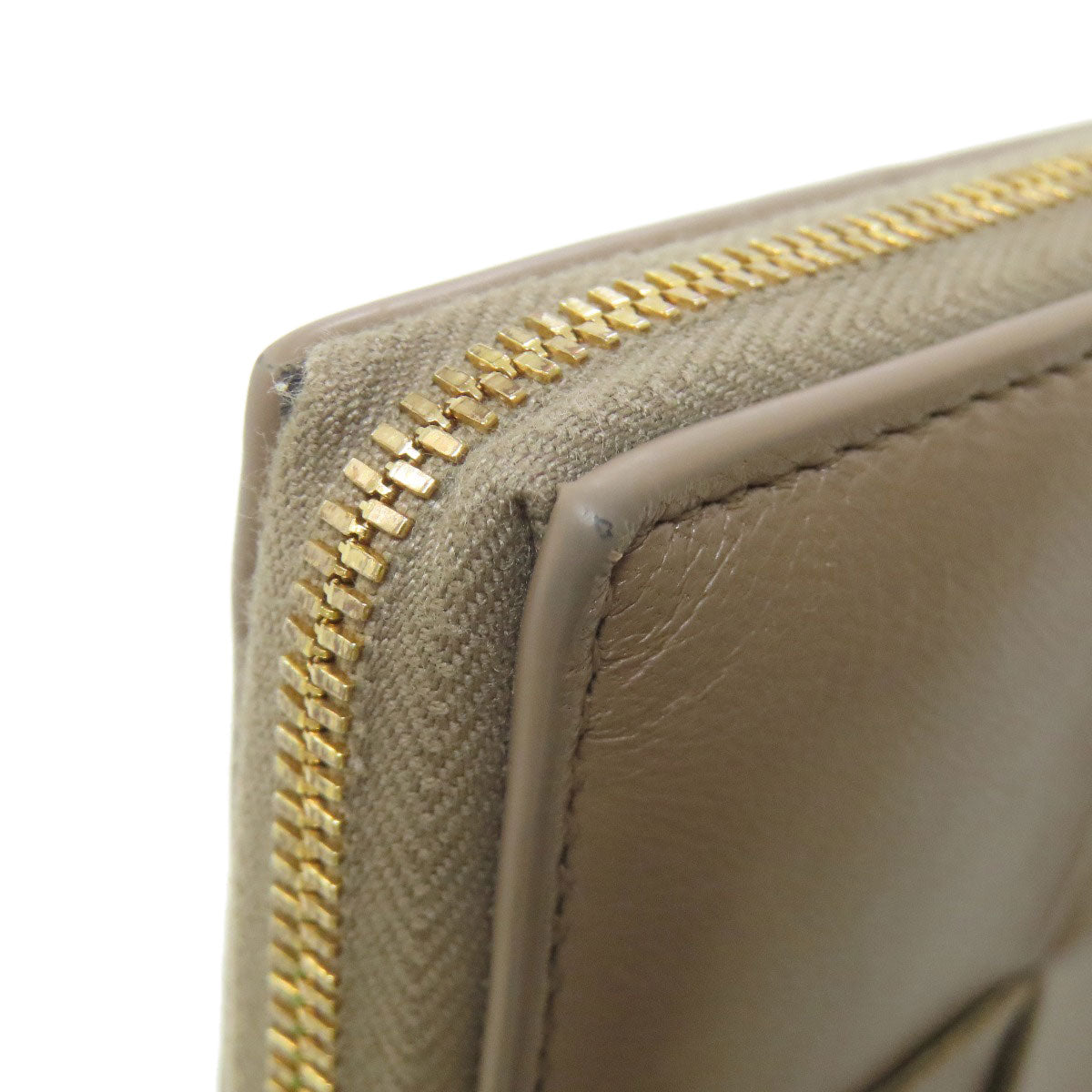 BOTTEGA VENETA Maxi Intrecciato Long wallet (with coin pocket) Leather Ladies [Used]
