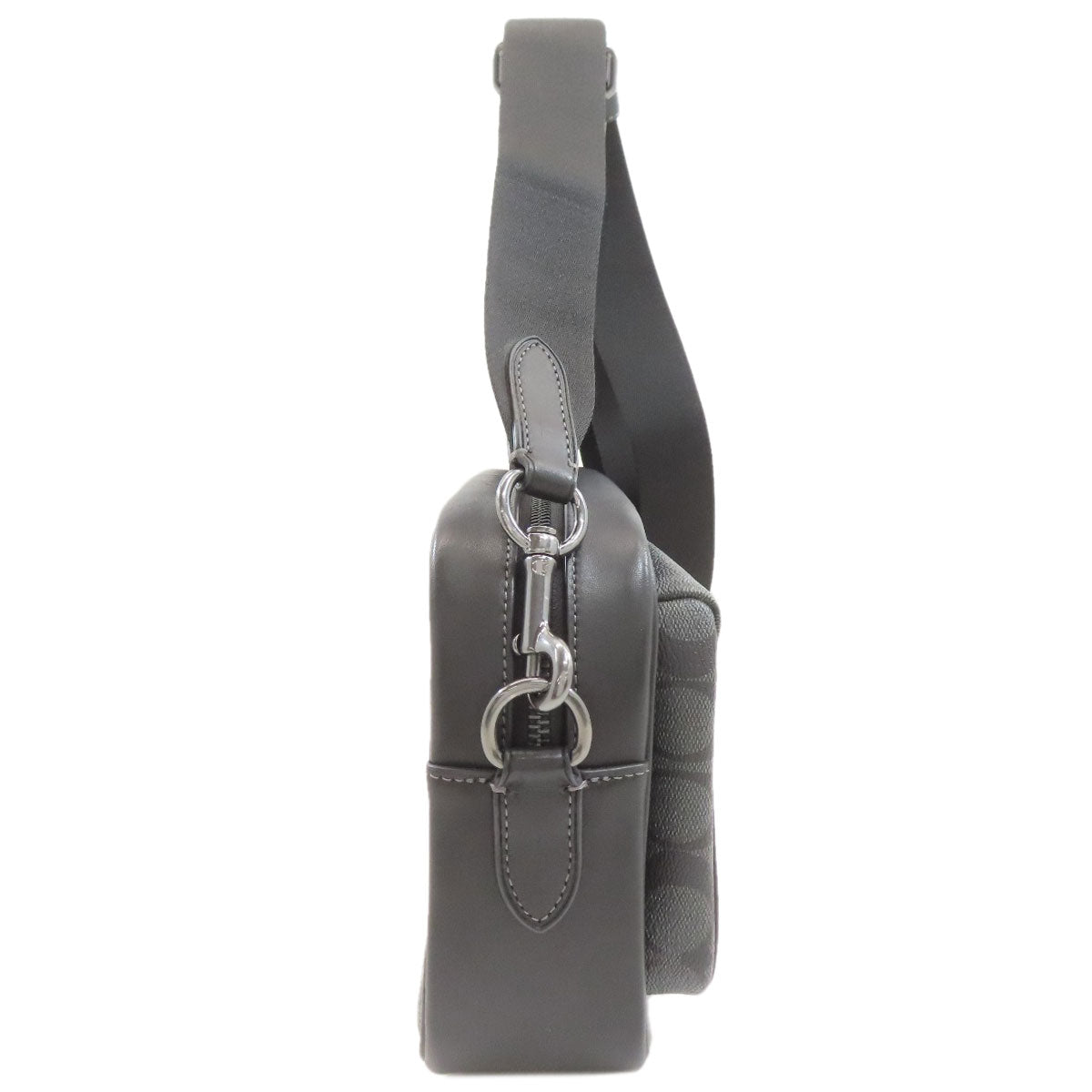 COACH CJ510 Elias Signature Shoulder Bag PVC Ladies [Used]
