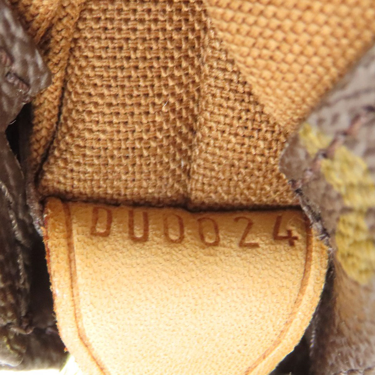 LOUIS VUITTON M51151 Cabas Mezzo Tote Bag Monogram canvas Ladies [Used]