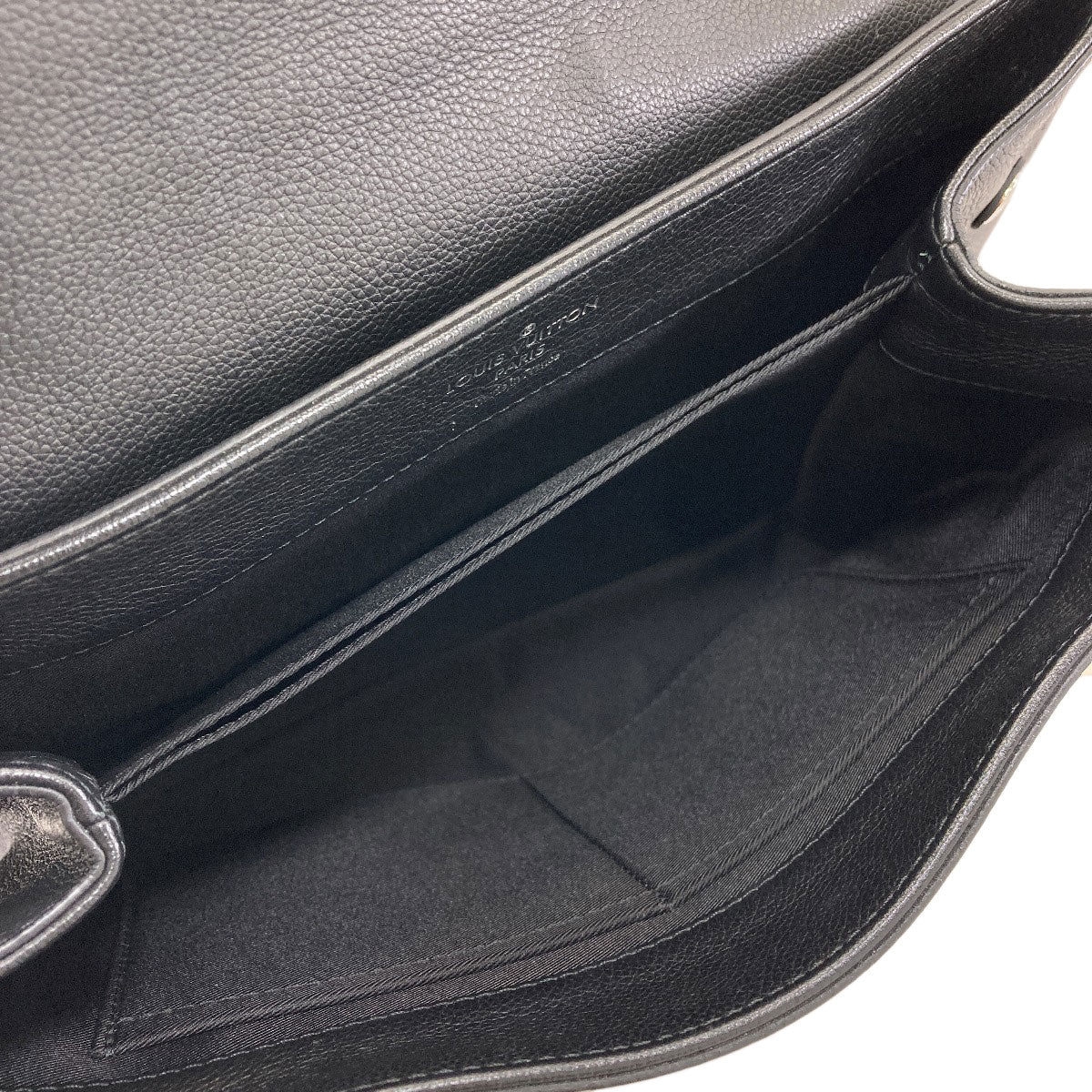 LOUIS VUITTON M50250 Lock Me Cartavre Handbag Calf Ladies [Used]