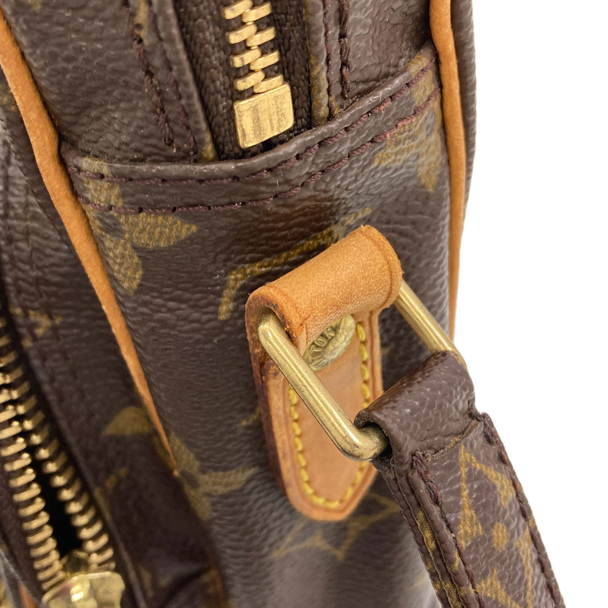 LOUIS VUITTON M45236 Amazon Shoulder Bag Monogram canvas Ladies [Used]