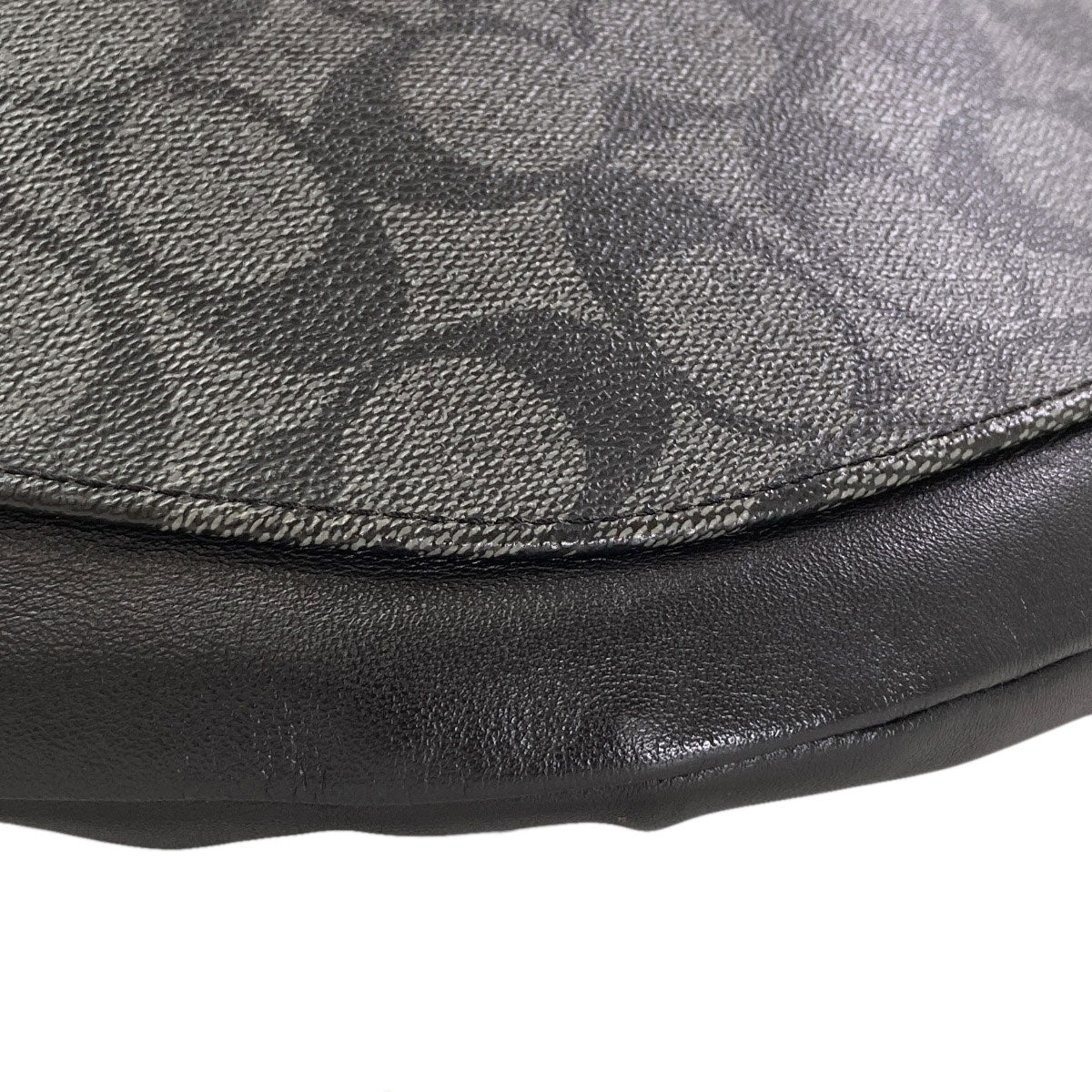 COACH F78777 Signature body bag PVC Ladies [Used]