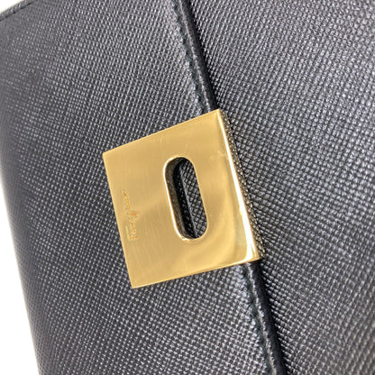 Salvatore Ferragamo GanciniHardware Bifold Wallet with Coin Pocket Leather Ladies [Used]