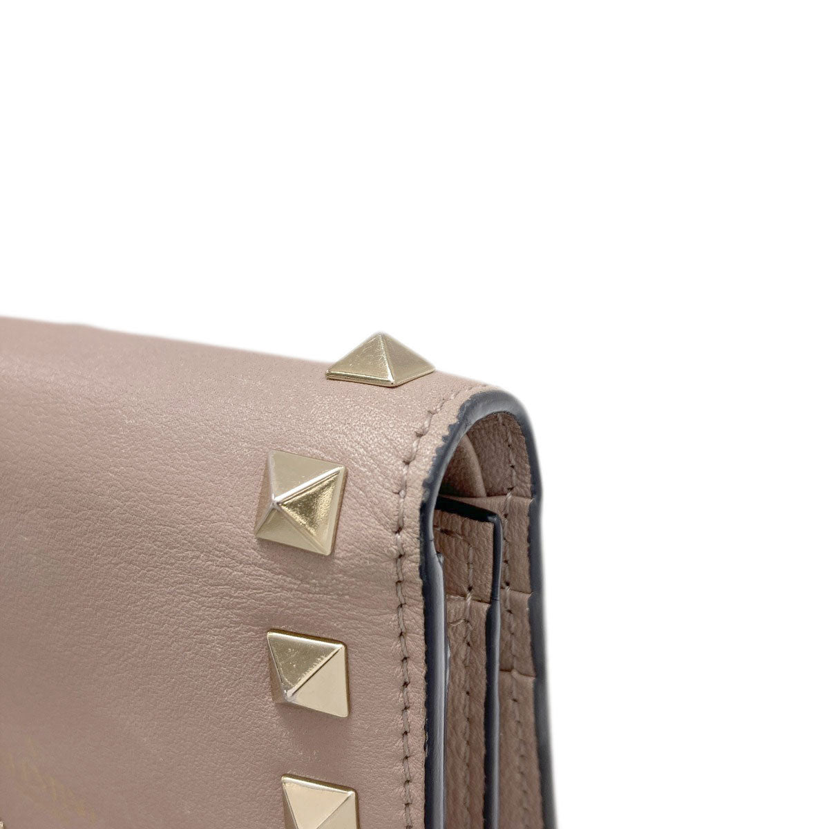 VALENTINO Rock studs Bifold Wallet with Coin Pocket Leather Ladies [Used]