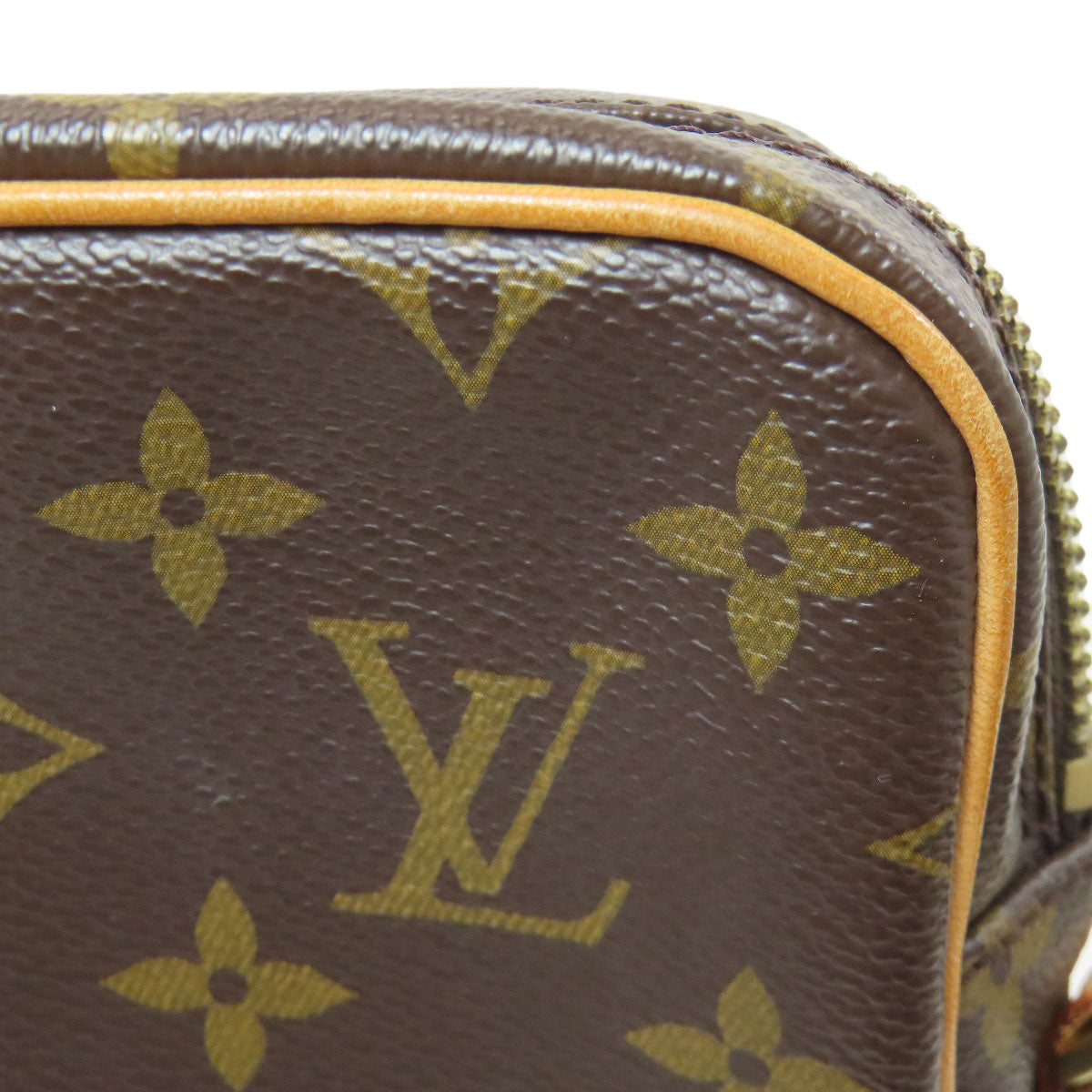 LOUIS VUITTON M45236 Amazon Shoulder Bag Monogram canvas Ladies [Used]