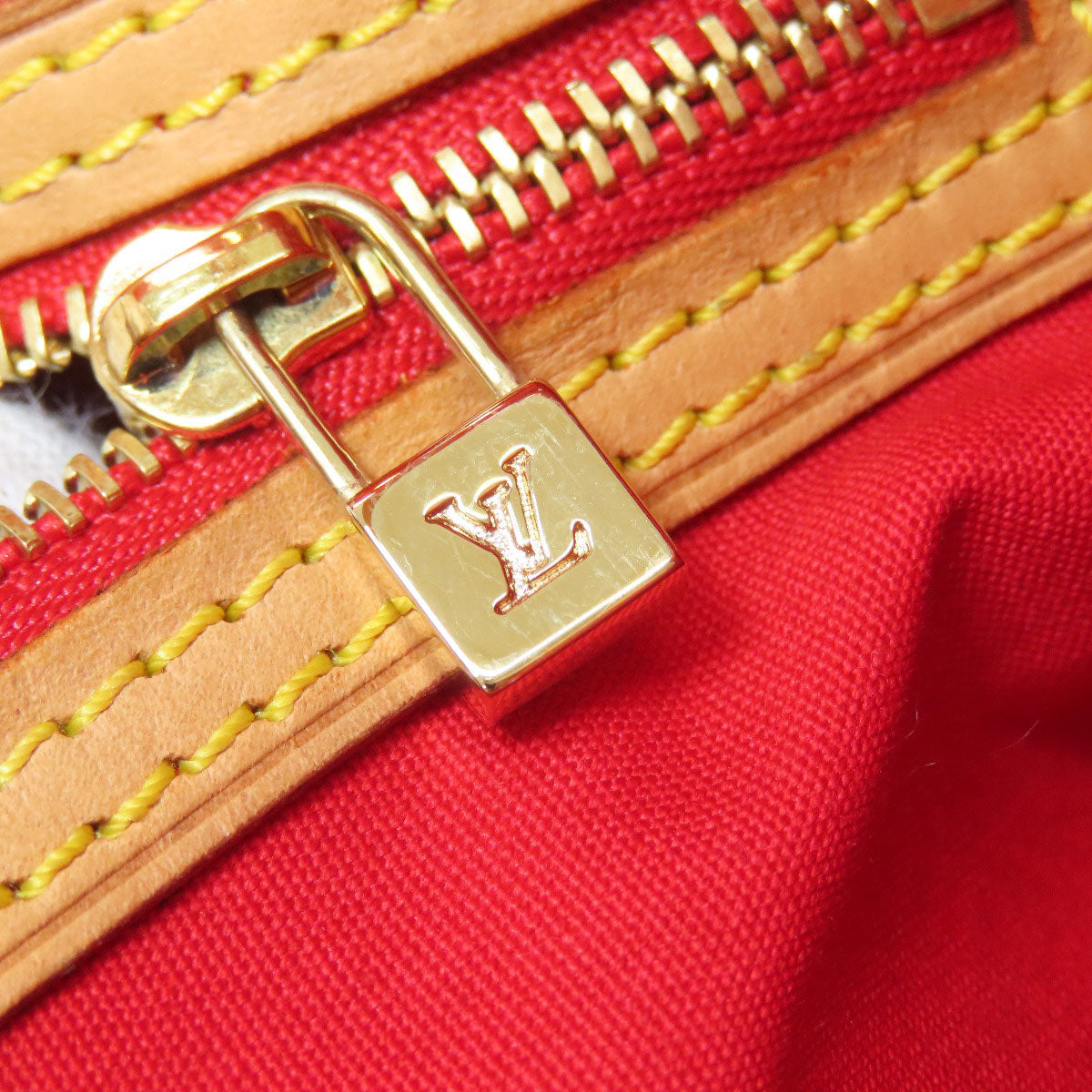 LOUIS VUITTON M91088 Lead PM Handbag Vernis Ladies [Used]