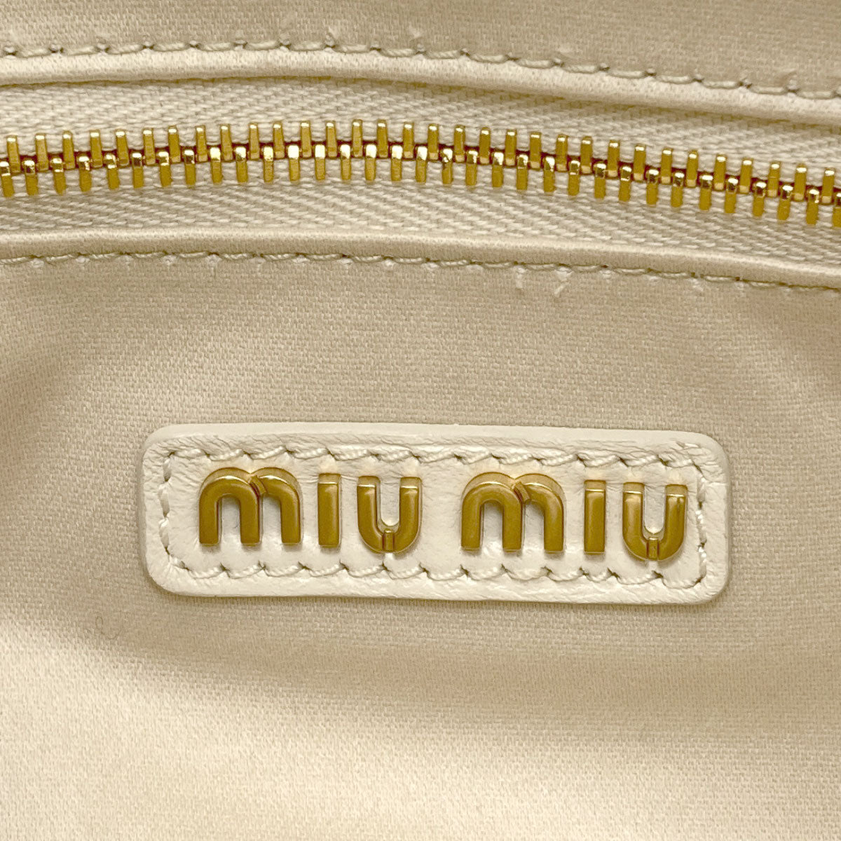 MIUMIU one belt Handbag Calf Ladies [Used]
