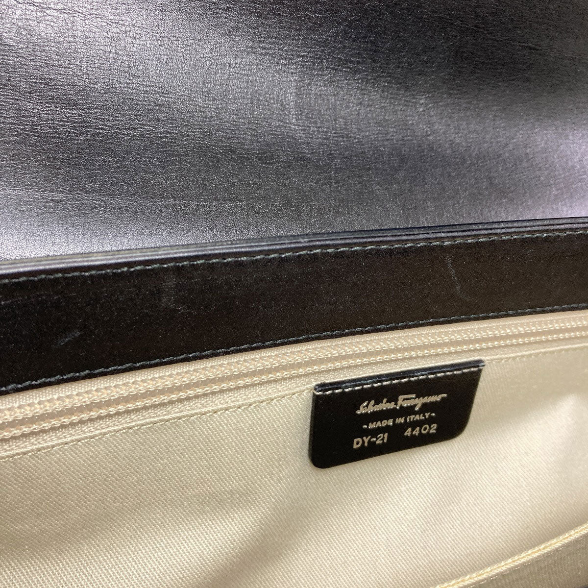 Salvatore Ferragamo GanciniHardware Tote Bag Leather Ladies [Used]