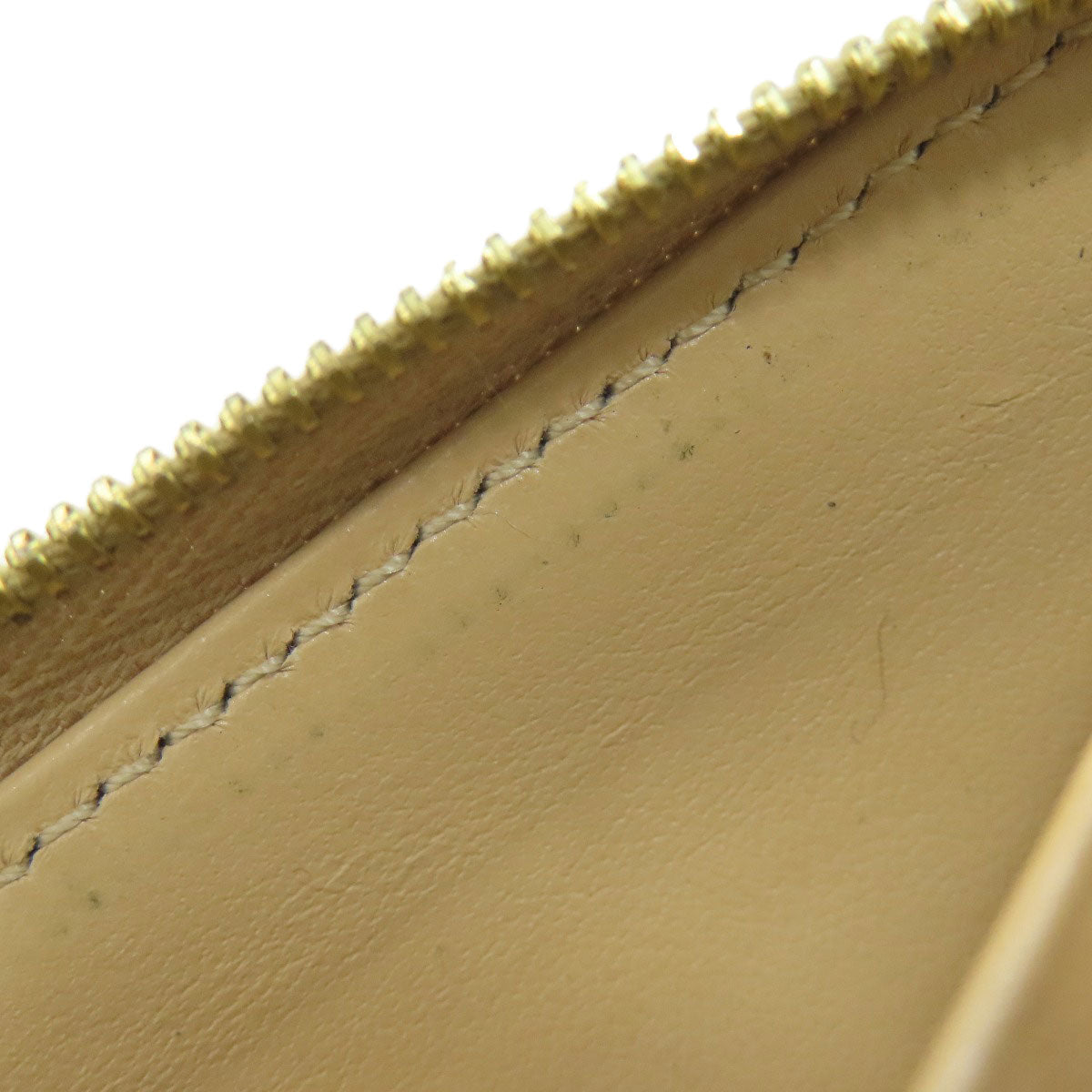 CELINE Zip Around Quilting Long wallet (with coin pocket) Leather Ladies [Used]