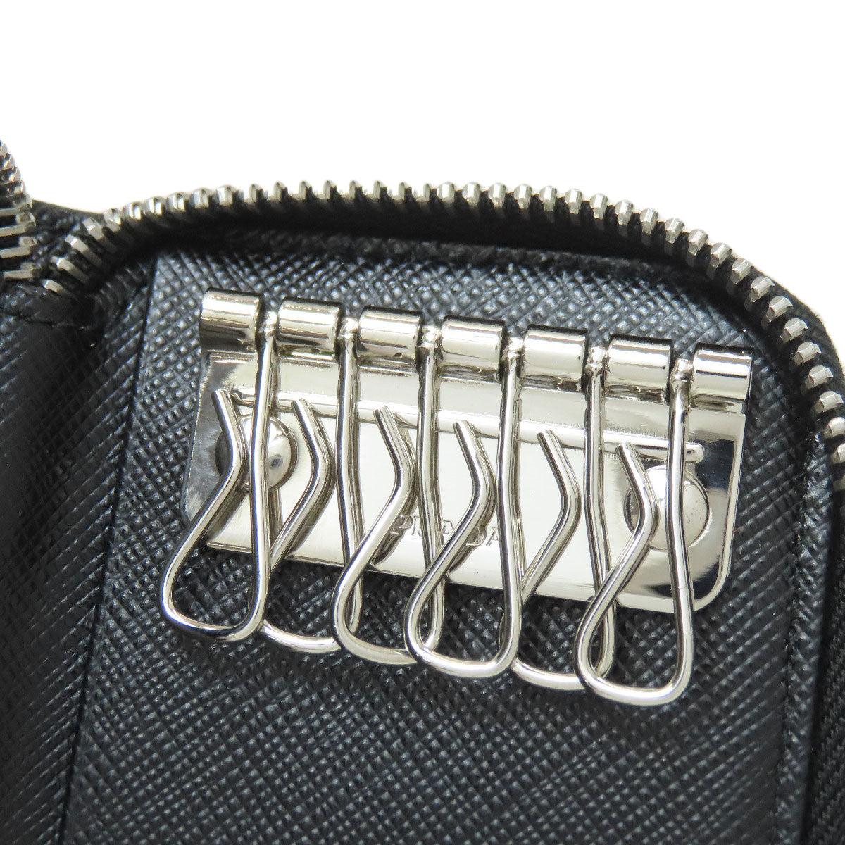 PRADA Simple design key holder Safiano Ladies [Used]