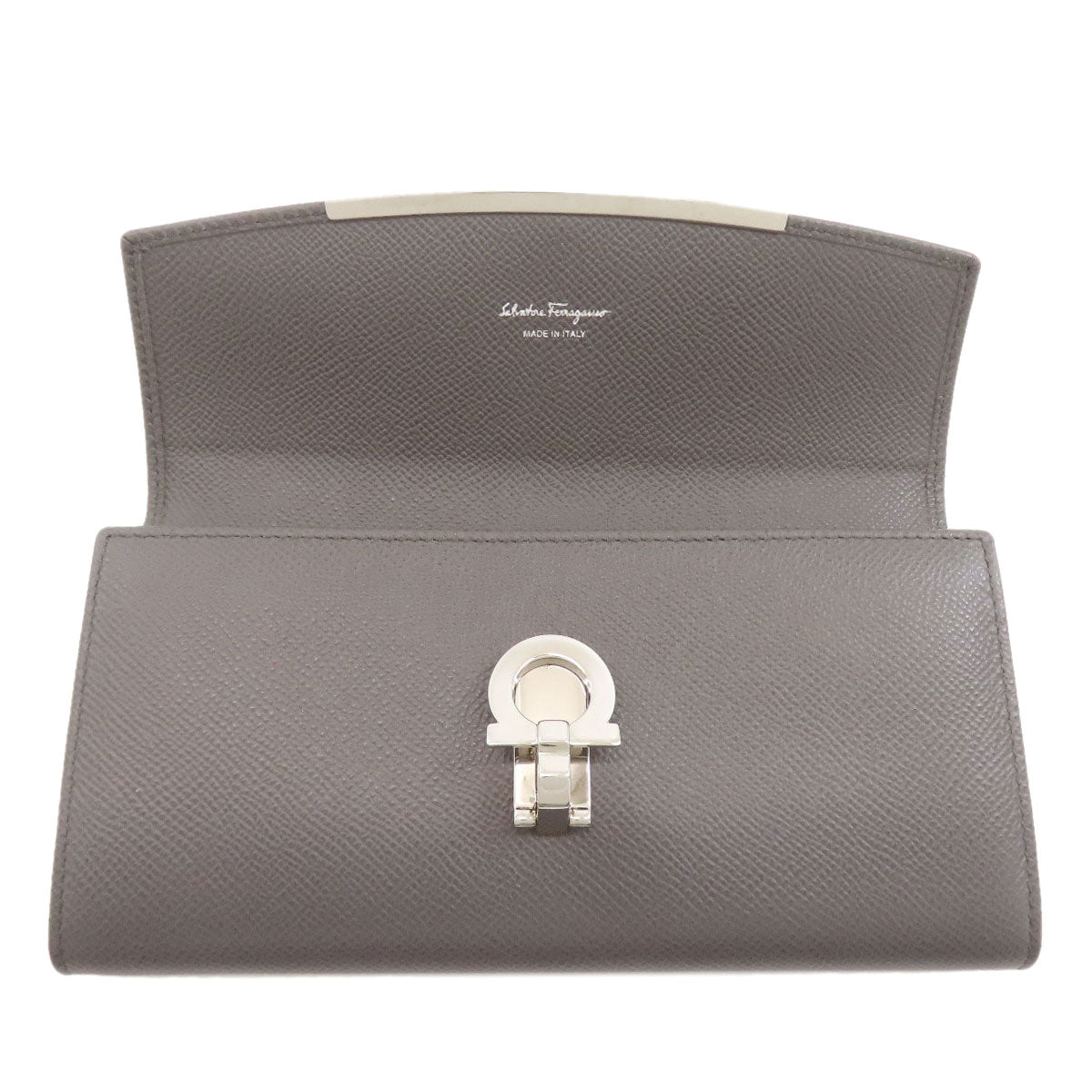 Salvatore Ferragamo Gancini Long wallet (with coin pocket) Leather Ladies [Used]