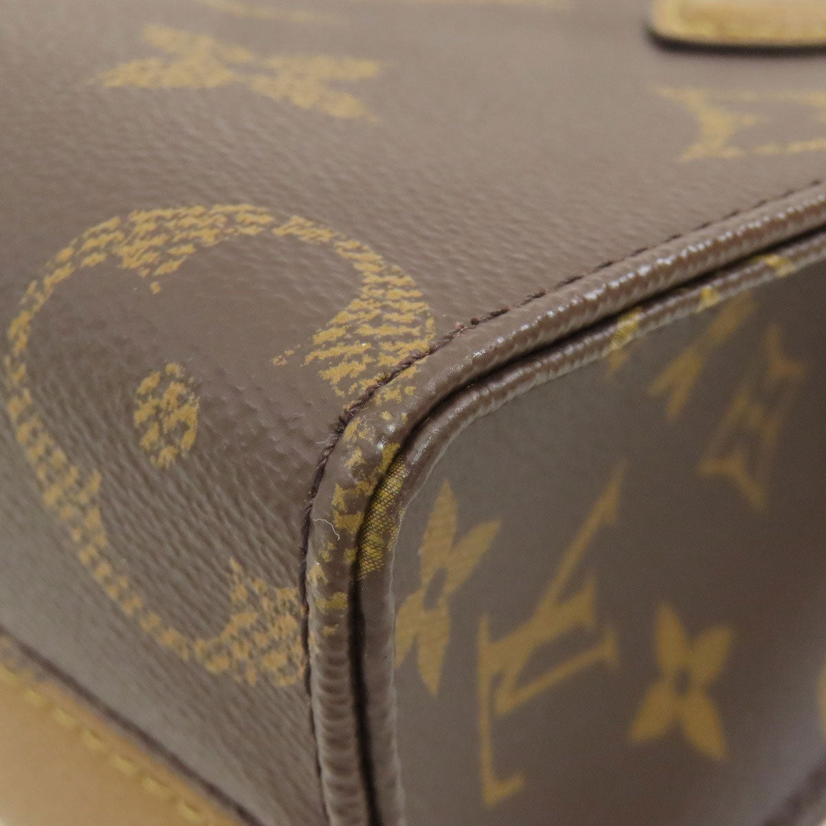 LOUIS VUITTON M46839 On the Go BB Handbag Monogram reverse Ladies [Used]