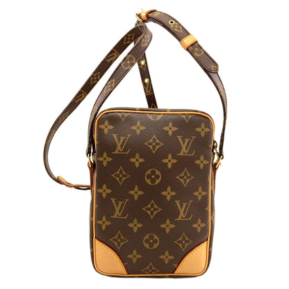 LOUIS VUITTON M45236 Amazon Shoulder Bag Monogram canvas Ladies [Used]