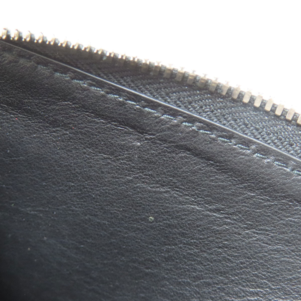 BOTTEGA VENETA Embossed finish, simple design Long wallet (with coin pocket) Leather Ladies [Used]