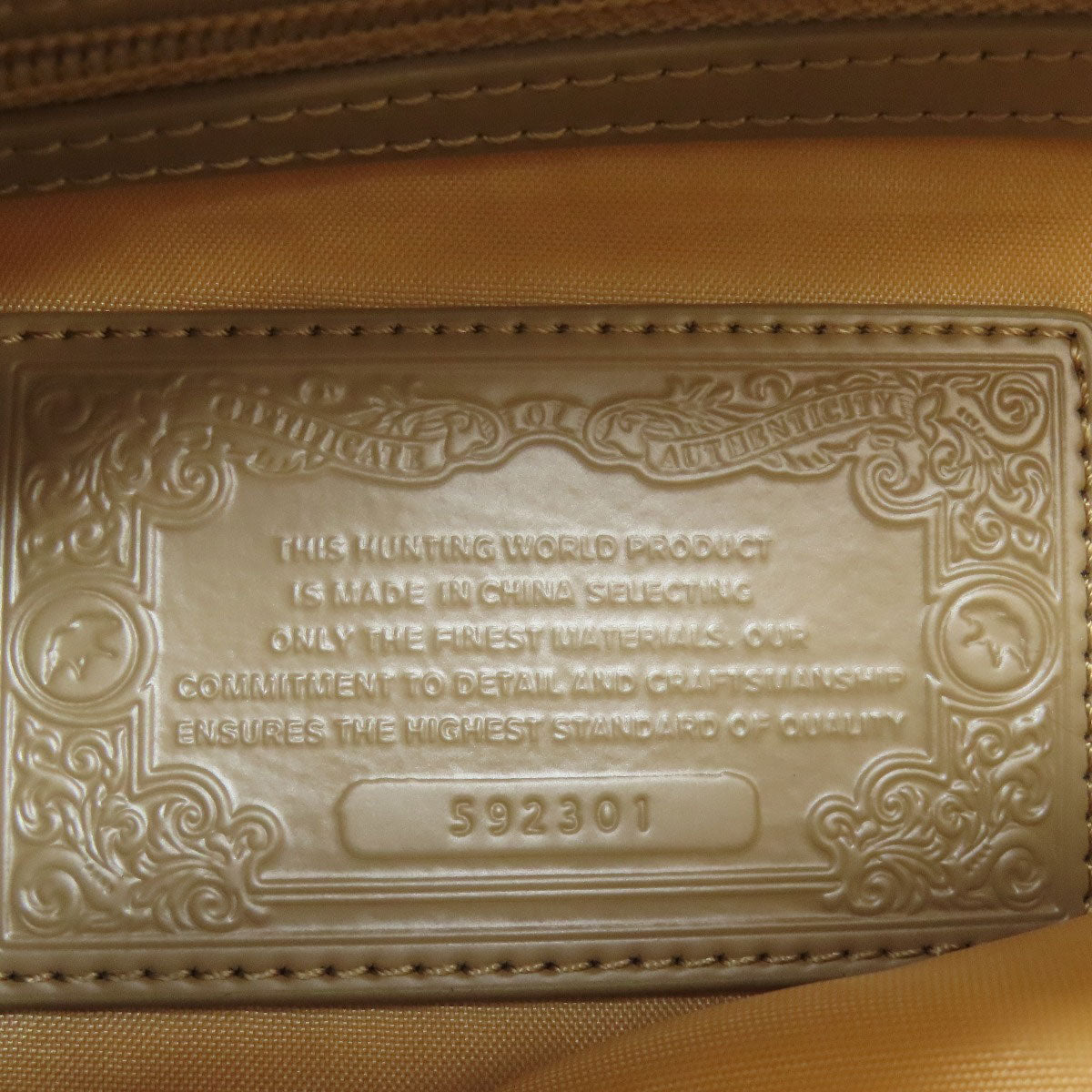 HUNTING WORLD logo Shoulder Bag Nylon Ladies [Used]