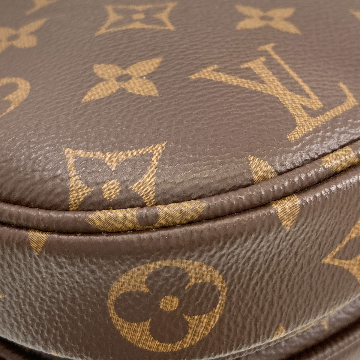 LOUIS VUITTON M46740 Saumur BB Shoulder Bag Monogram canvas Ladies [Used]
