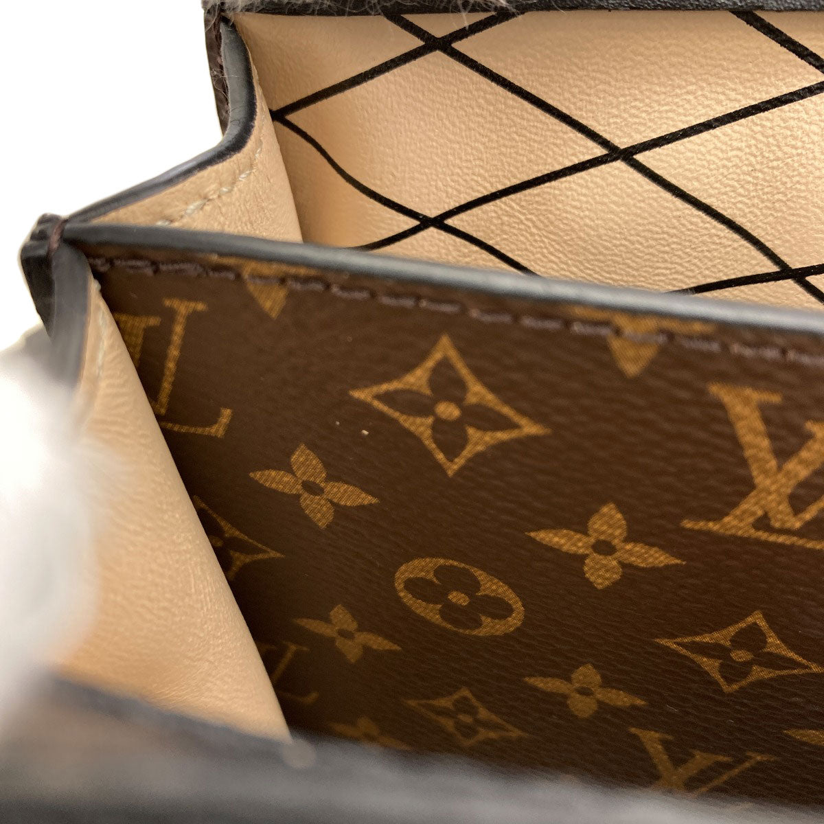 LOUIS VUITTON M43596 Trunk clutch Shoulder Bag Monogram reverse Ladies [Used]