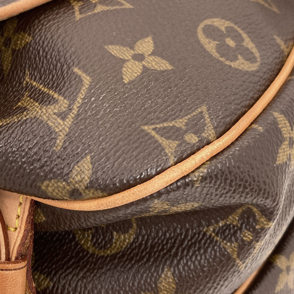 LOUIS VUITTON M42256 Saumur 30 Shoulder Bag Monogram canvas Ladies [Used]