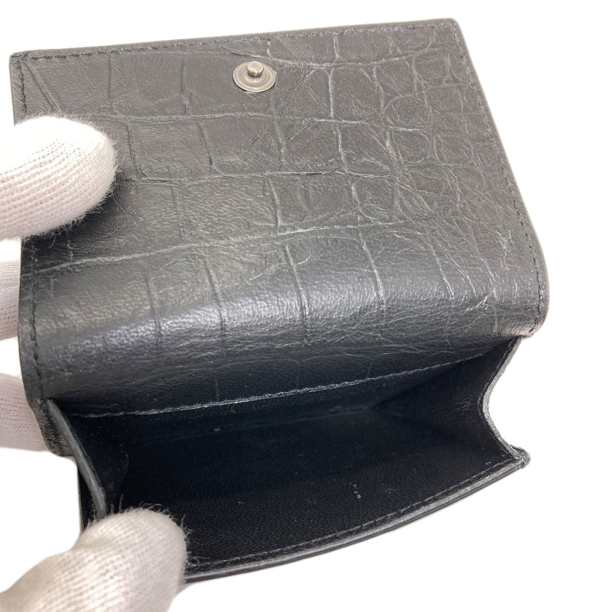 SAINT LAURENT Embossed logo Bifold Wallet with Coin Pocket Leather Ladies [Used]