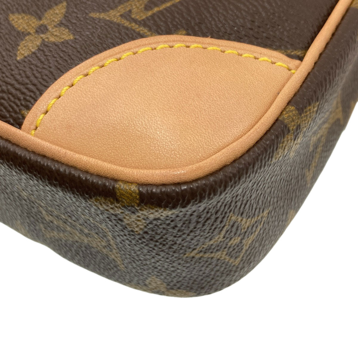 LOUIS VUITTON M45266 Dunouve Shoulder Bag Monogram canvas Ladies [Used]