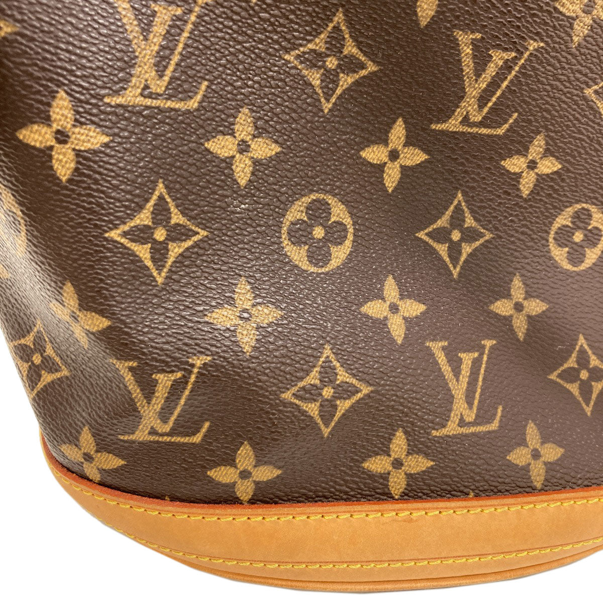 LOUIS VUITTON M42238 Bucket PM Handbag Monogram canvas Ladies [Used]