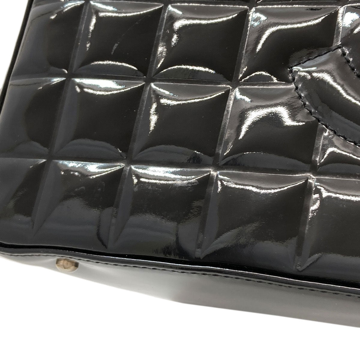 CHANEL Chocolate bar COCO Mark SilverHardware Tote Bag Patent leather Ladies [Used]
