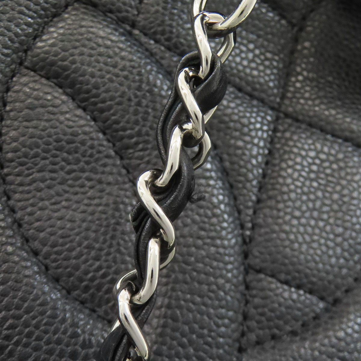 CHANEL Chain bag Matelasse Silver Hardware Tote Bag Grained Calfskin Skin Ladies [Used]