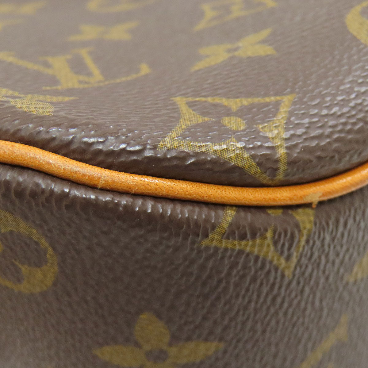 LOUIS VUITTON M51221 Blower Shoulder Bag Monogram canvas Ladies [Used]