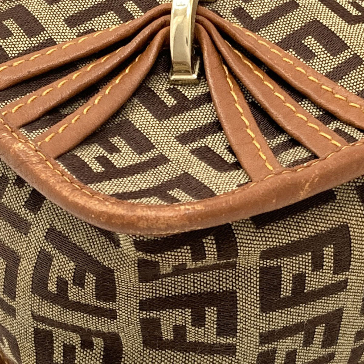 FENDI Long Shoulder Zucca Pattern Shoulder Bag Canvas Ladies [Used]
