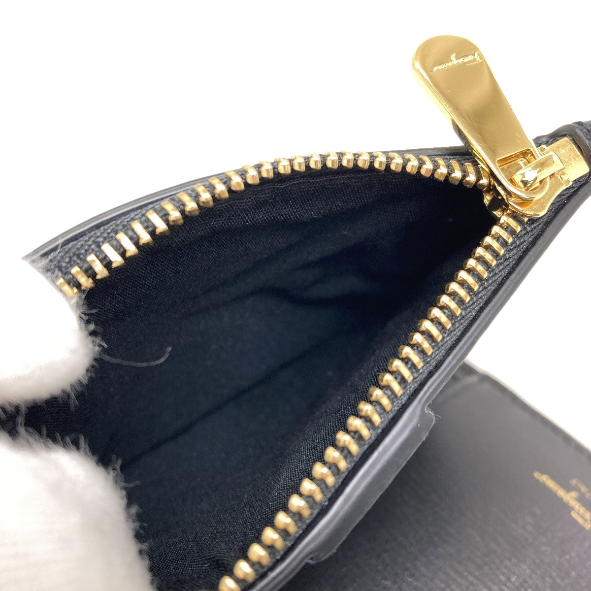 Salvatore Ferragamo Vara ribbon Bifold Wallet with Coin Pocket Leather Ladies [Used]