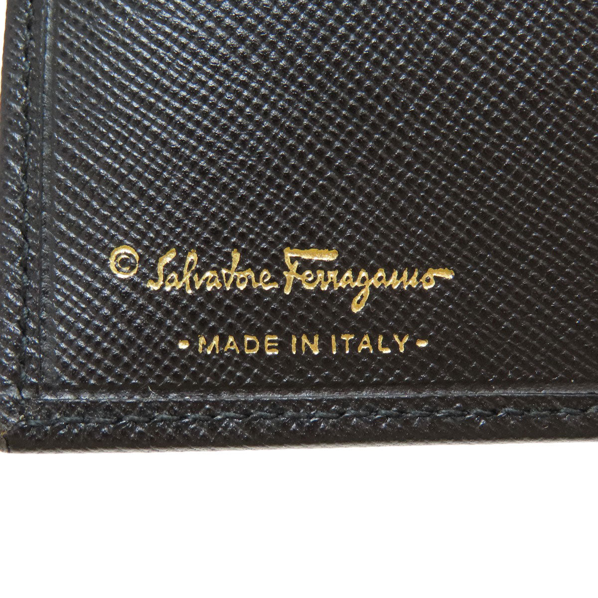 Salvatore Ferragamo GanciniHardware Bifold Wallet with Coin Pocket Leather Ladies [Used]