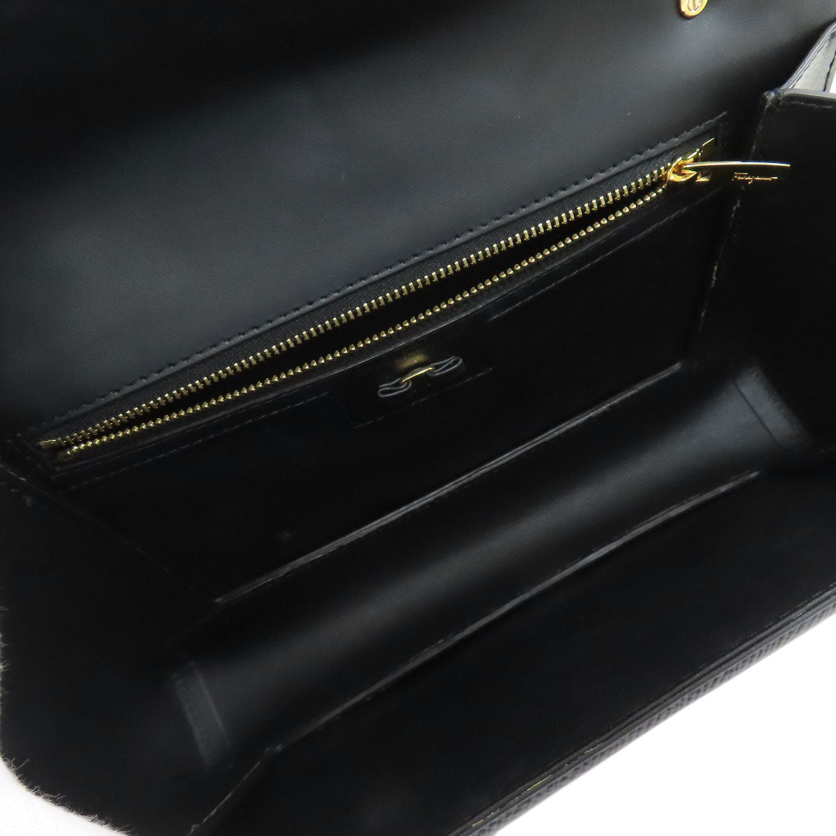 Salvatore Ferragamo Vara ribbon Shoulder Bag Leather Ladies [Used]