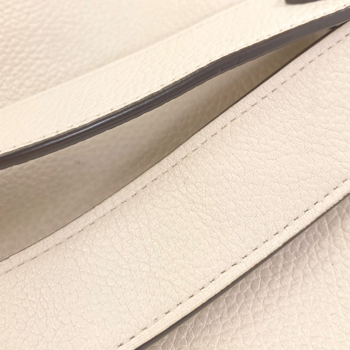 COACH C2032-658 Apple motif Backpack Â· Daypack Leather Ladies [Used]