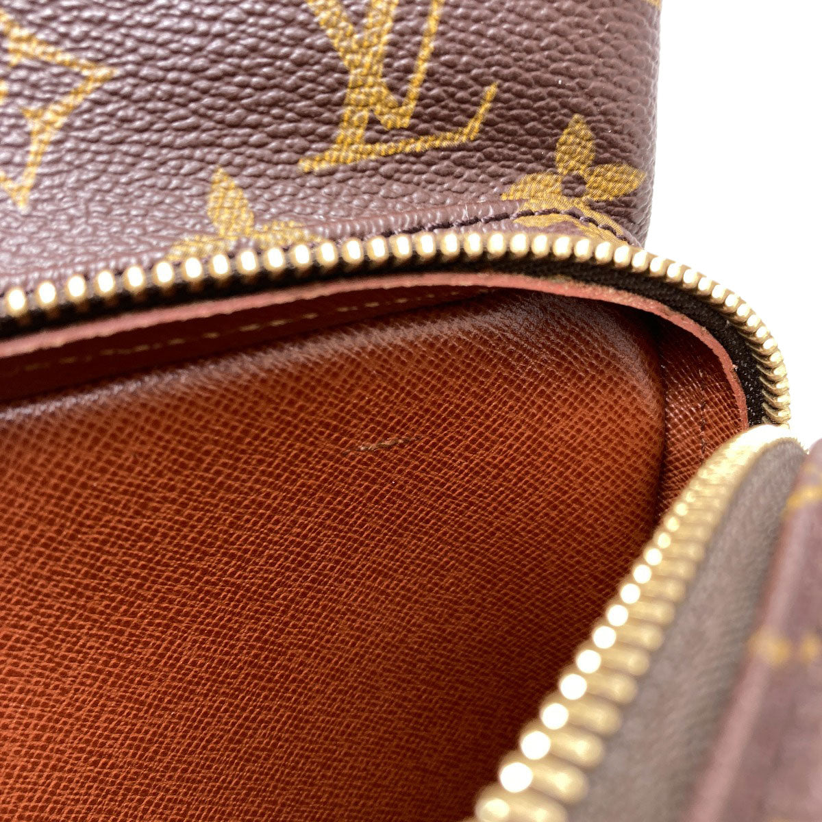 LOUIS VUITTON M45236 Amazon Shoulder Bag Monogram canvas Ladies [Used]