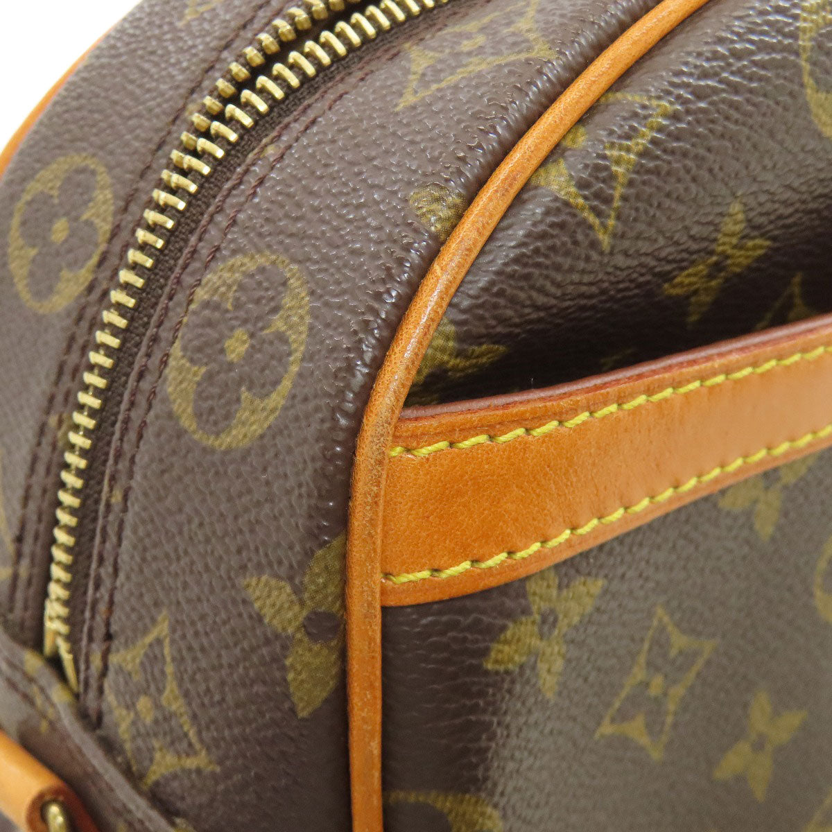 LOUIS VUITTON M51221 Blower Shoulder Bag Monogram canvas Ladies [Used]