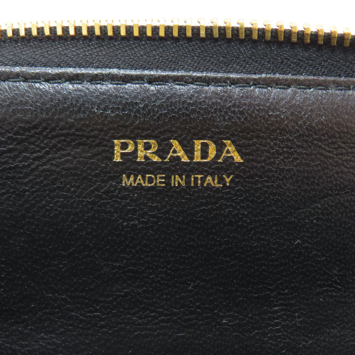 PRADA logo key holder Safiano Ladies [Used]