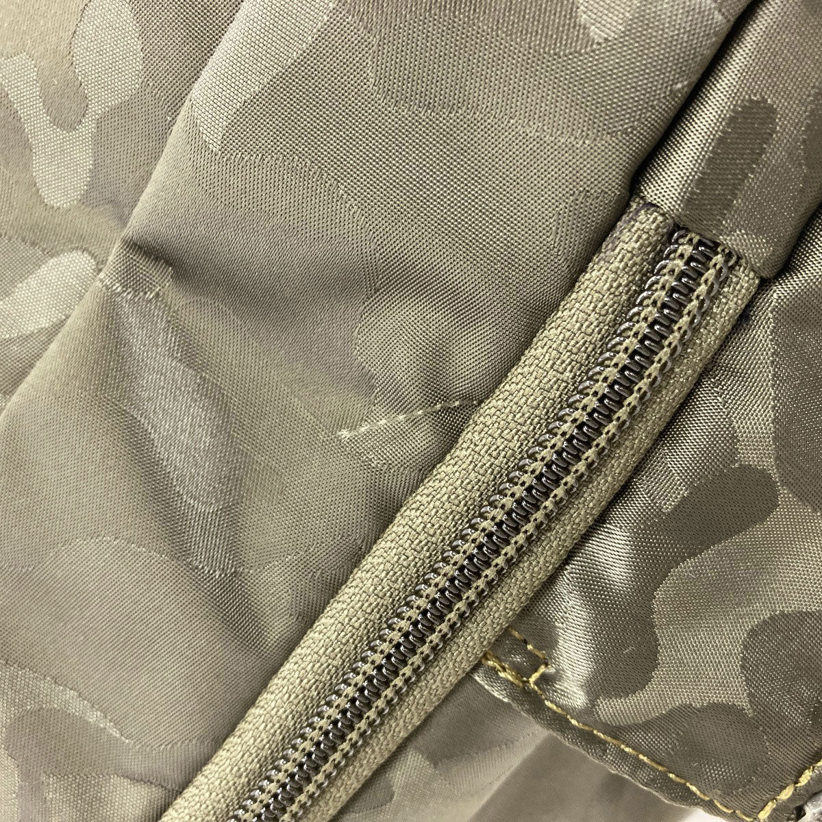HUNTING WORLD Camouflage pattern Backpack Â· Daypack Nylon Ladies [Used]