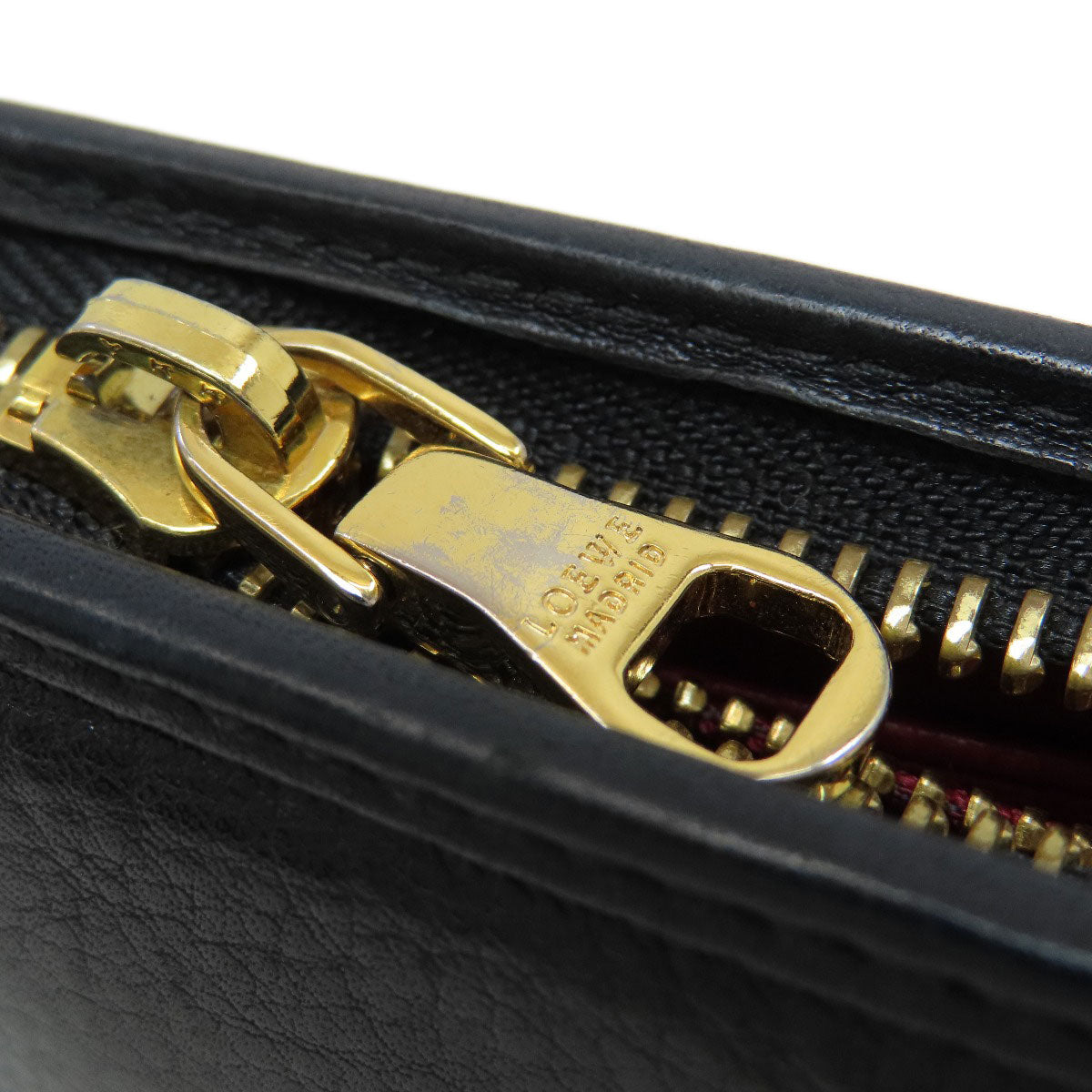 LOEWE Heritage Long wallet (with coin pocket) Leather Ladies [Used]