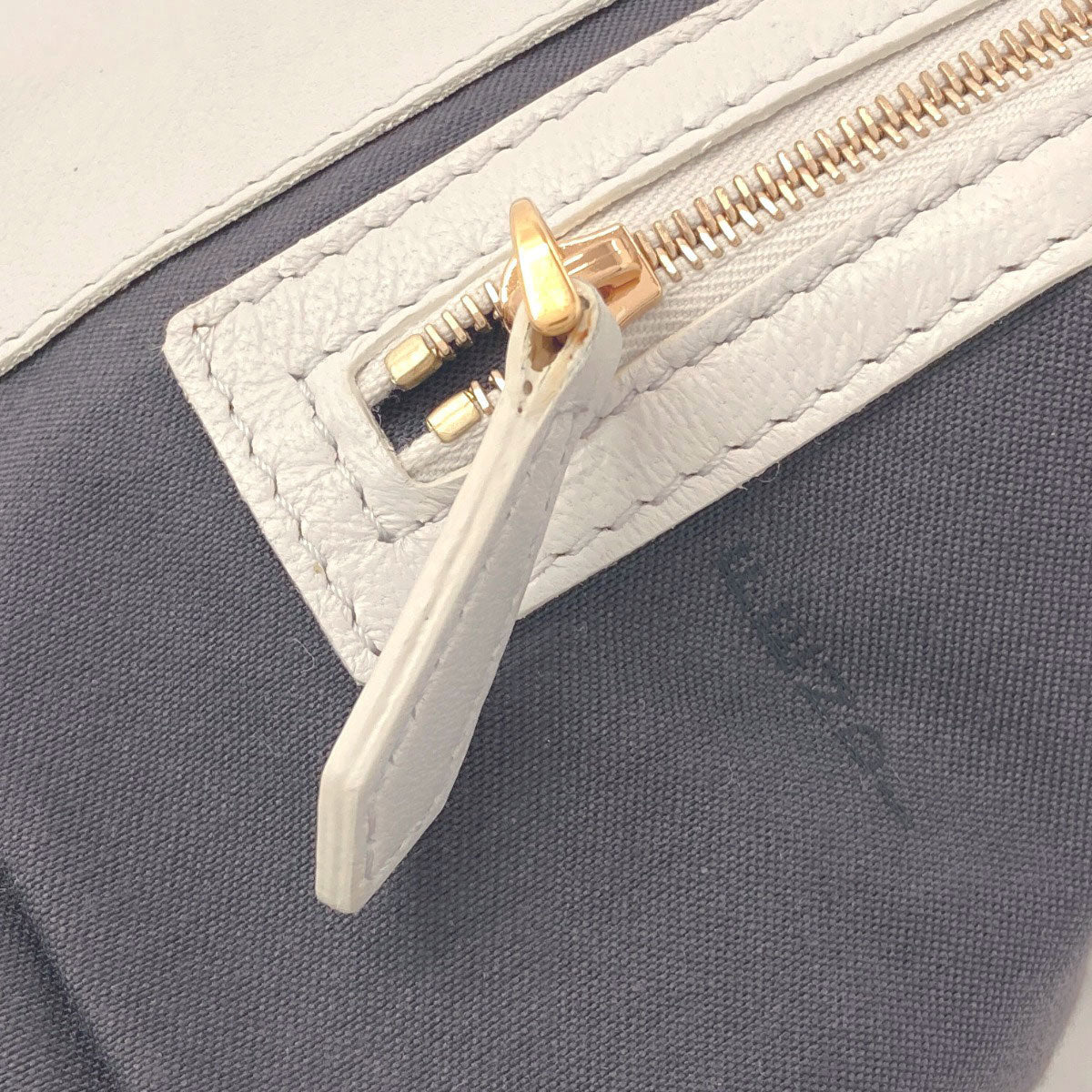 FENDI Mamma Bucket 2WAY Handbag Calf Ladies [Used]