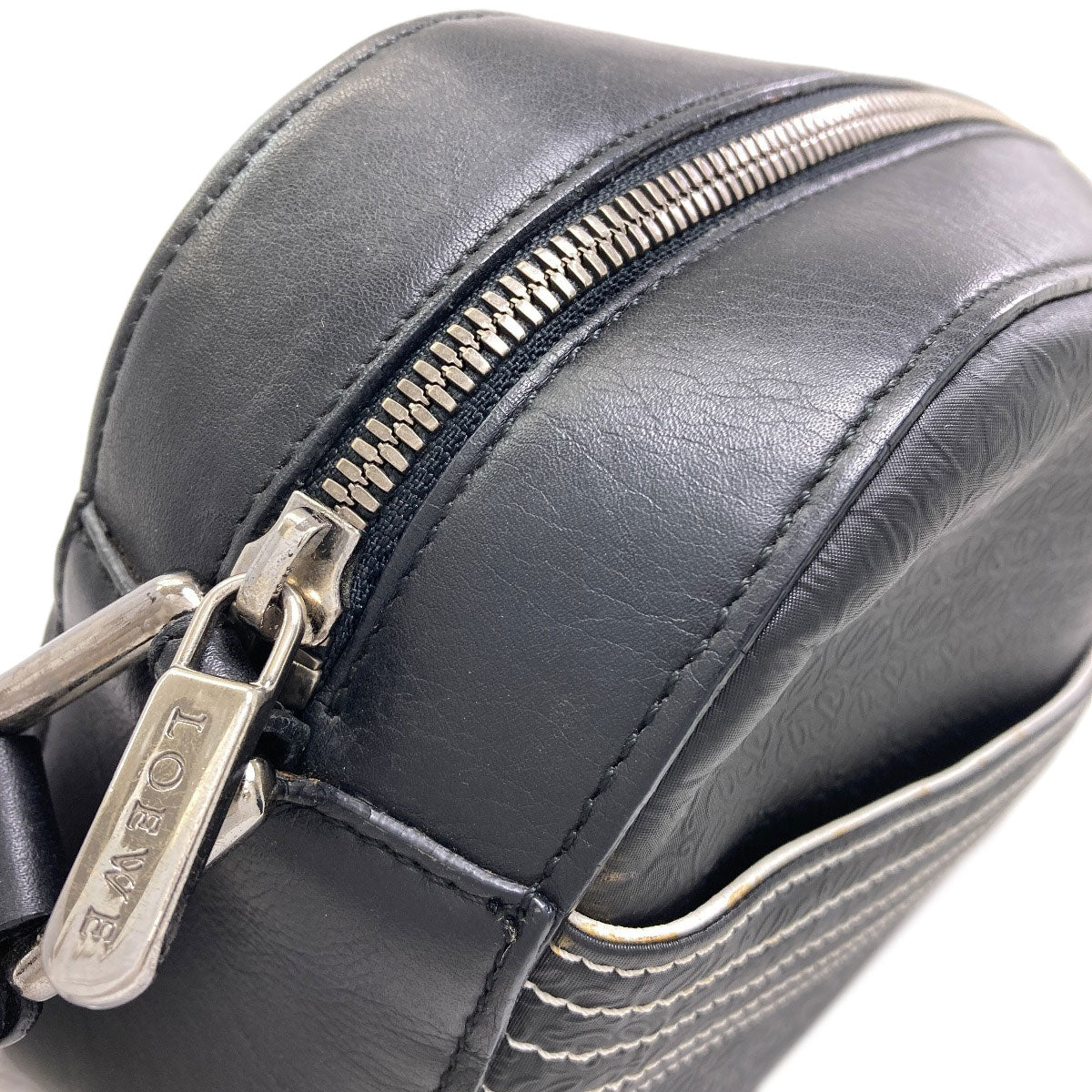 LOEWE Anagram Embossing Shoulder Bag Leather Ladies [Used]