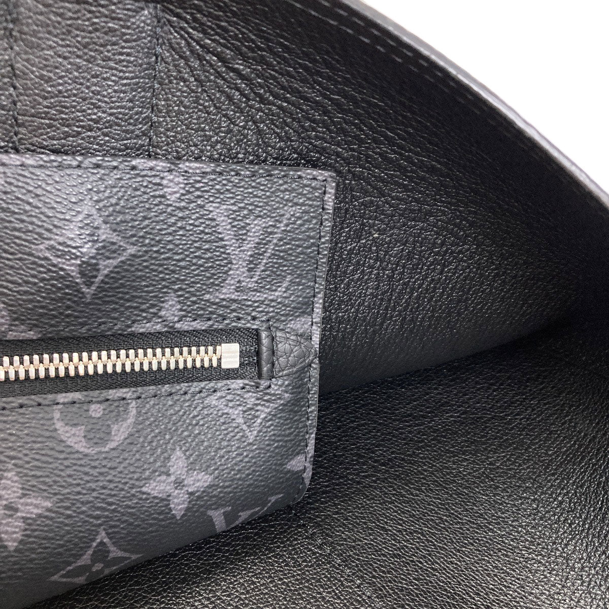 LOUIS VUITTON M53240 Cover Voyage Tote Bag Taurillon Clemence Ladies [Used]