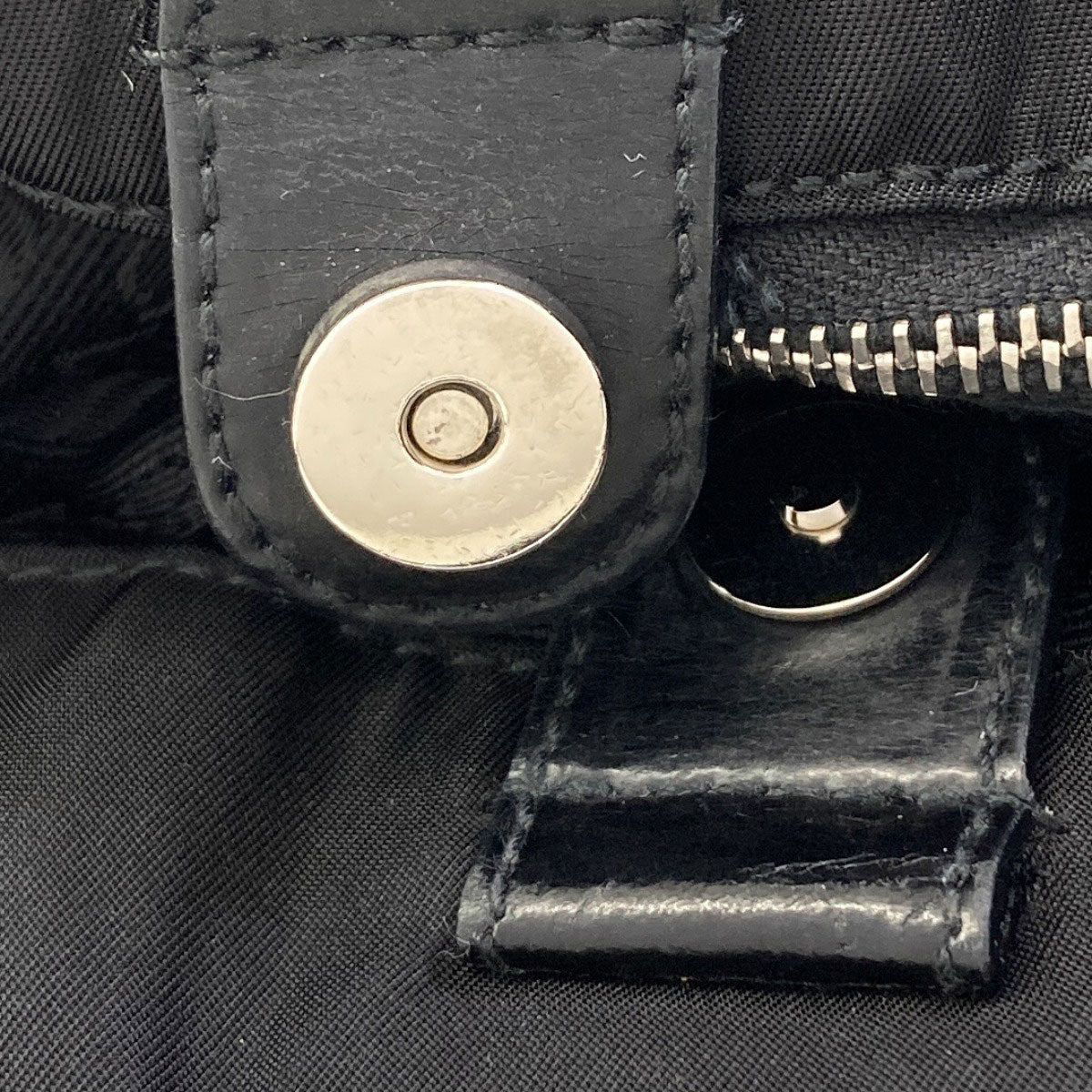 PRADA Logo Hardware Handbag Nylon Ladies [Used]