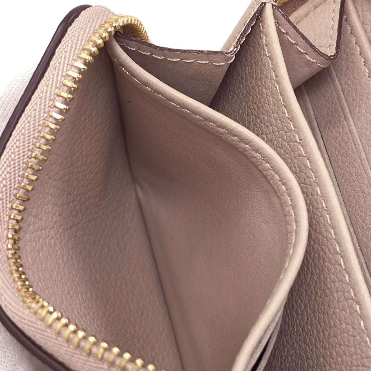 LOUIS VUITTON M80100 Zippy Coin Purse Lock Me coin purse Taurillon ClemenceLeather Ladies [Used]