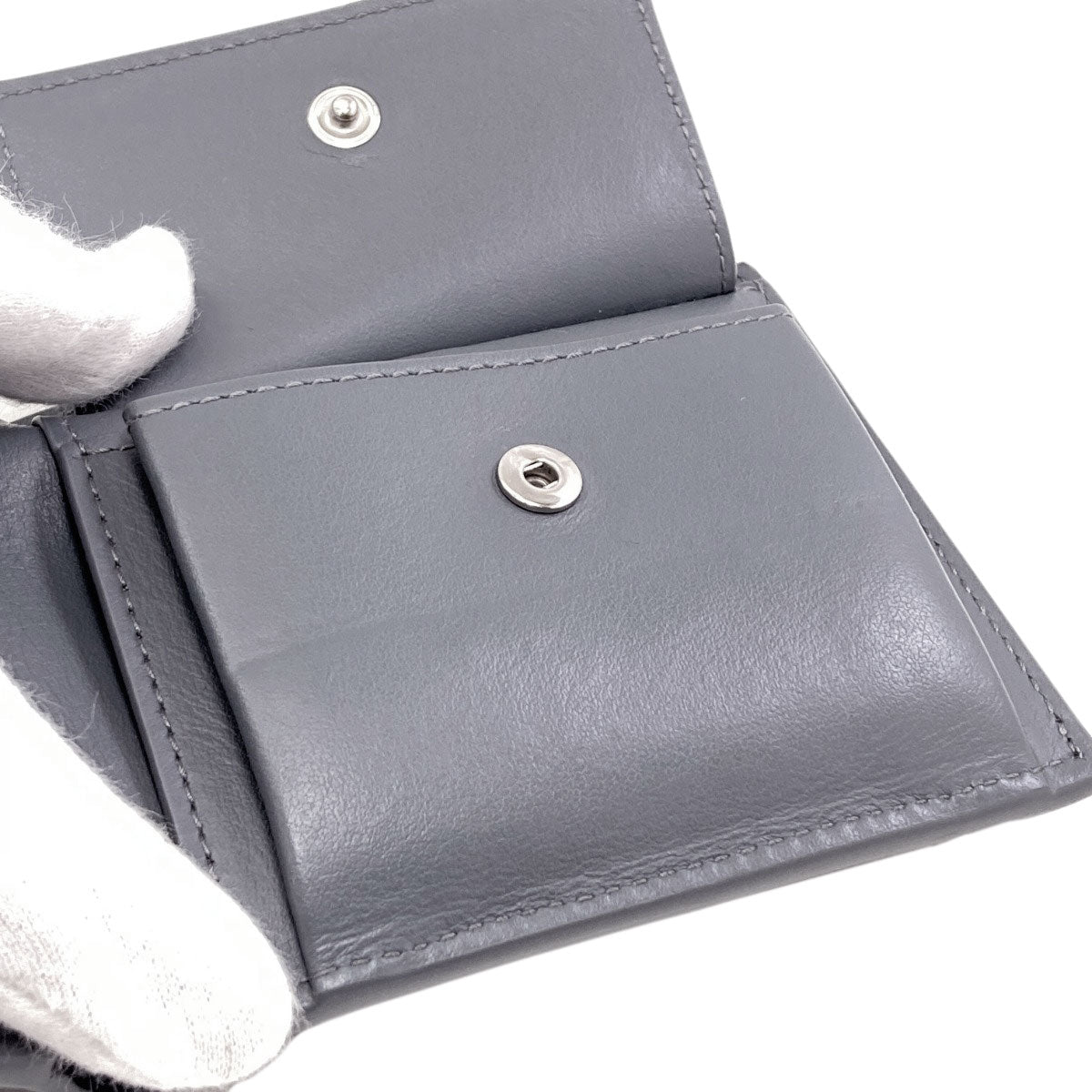 BOTTEGA VENETA Cassette Maxi Intrecciato Bifold Wallet with Coin Pocket Leather mens [Used]