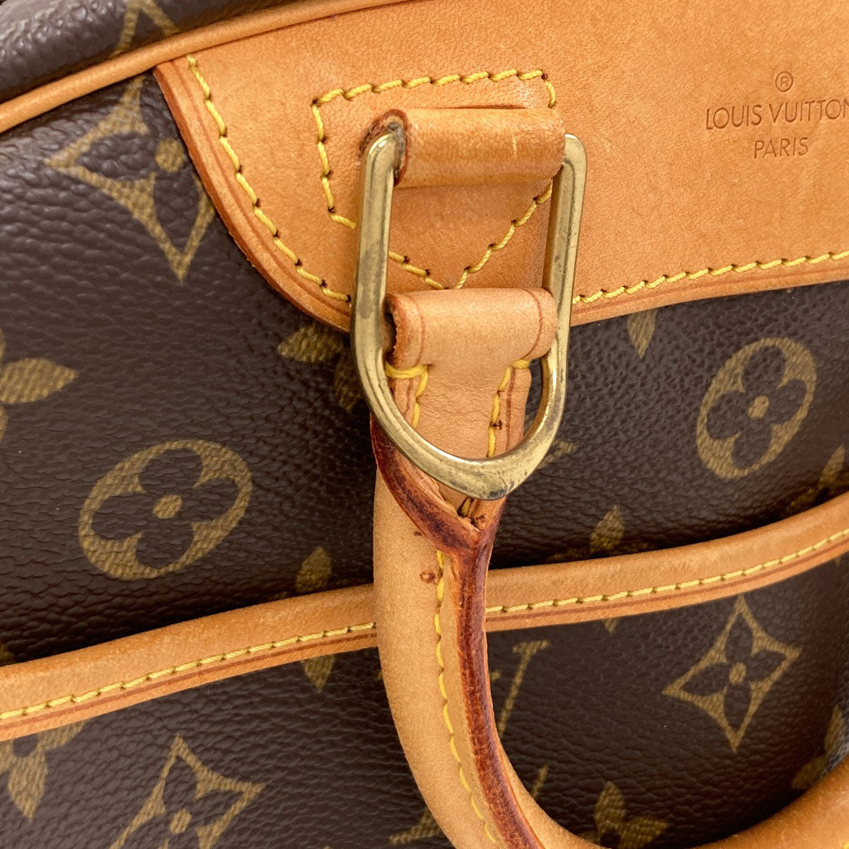LOUIS VUITTON M42228 Trueville Tote Bag Monogram canvas Ladies [Used]